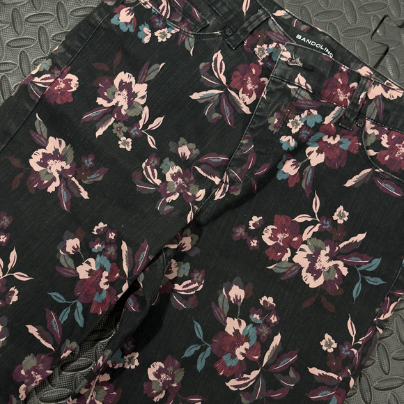 Bandolino Amy Jeans Women's 8 Black Denim Floral Stretch Modern Straight Retro - Picture 6 of 6